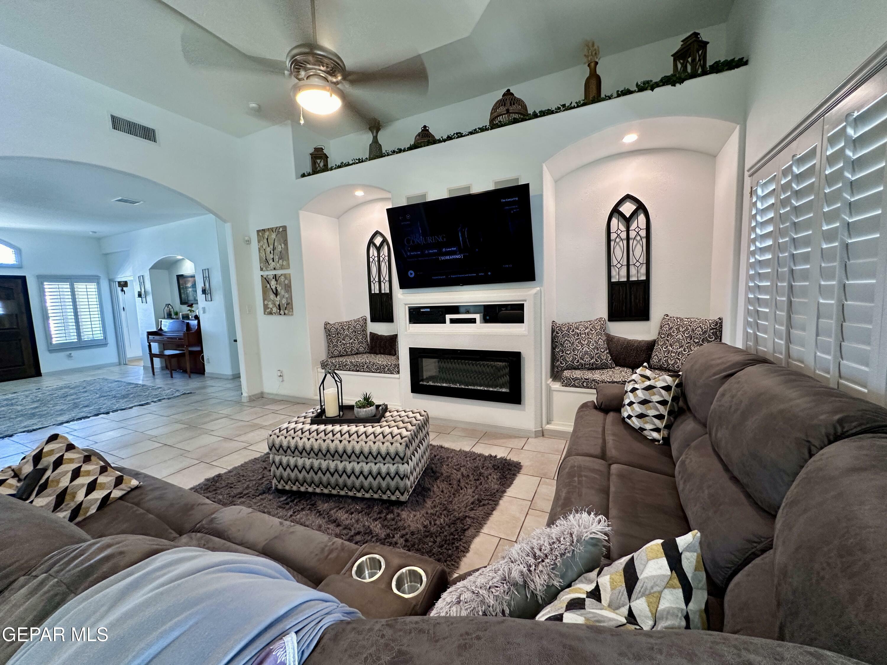 Property Photo: 1363 Golden Trail Lane TX 79936