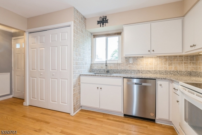 Property Photo: 2805 Balmoral Ct NJ 08844