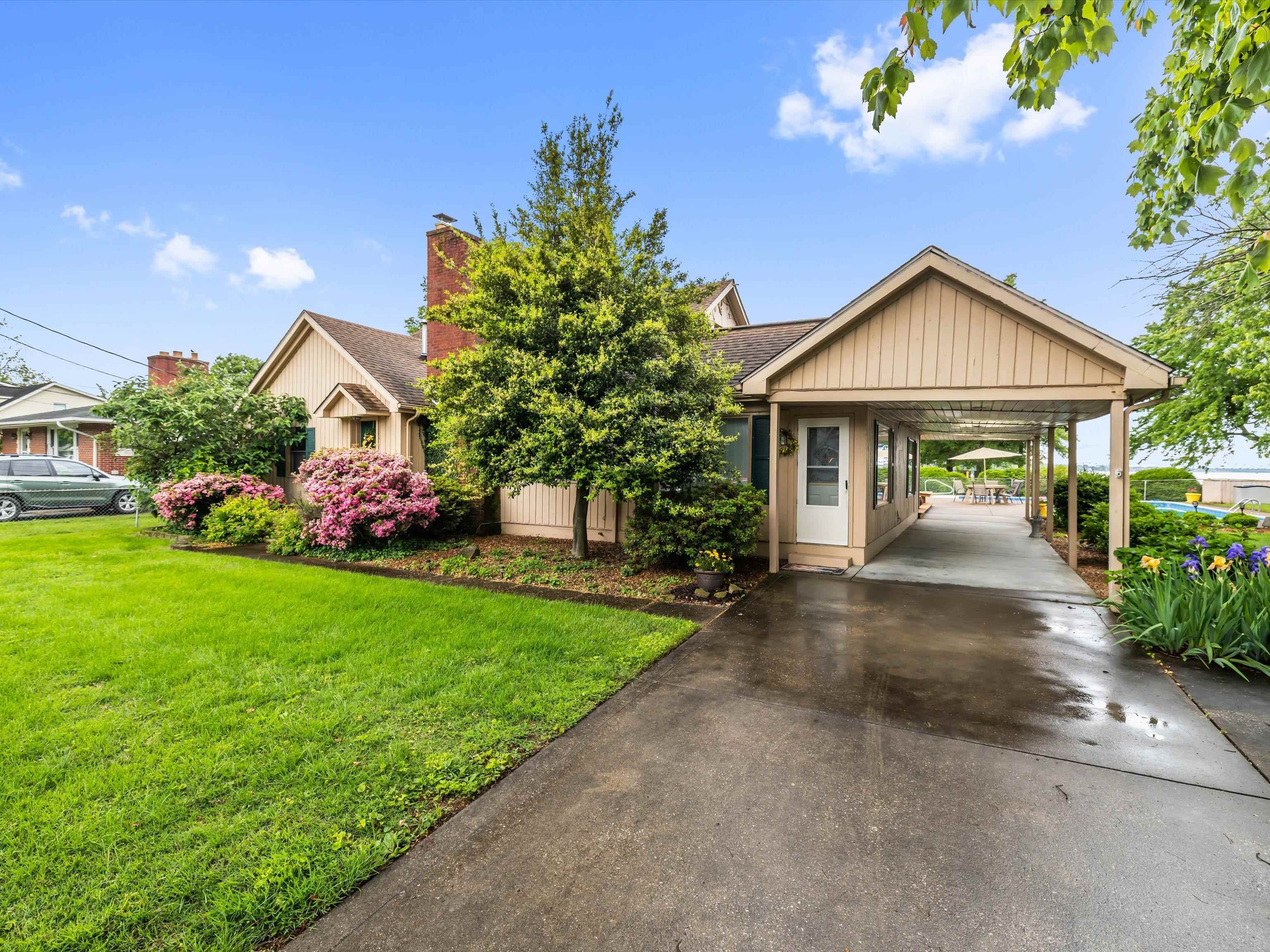 Property Photo: 108 Riverview Dr KY 42420