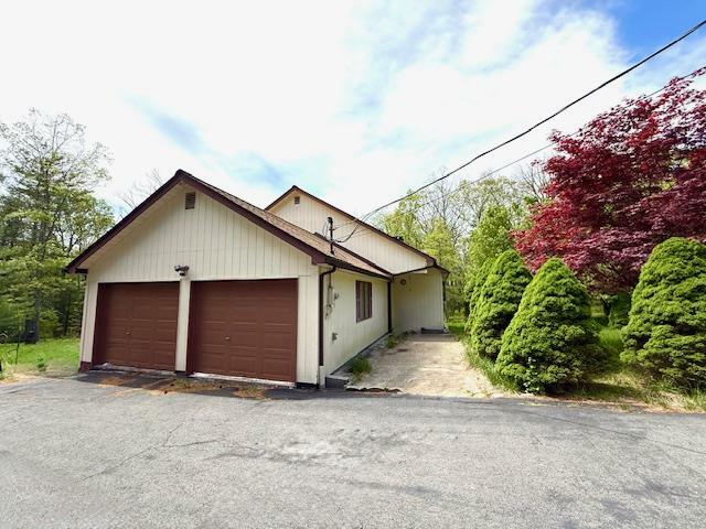 Property Photo: 19 Oak Road NY 12737