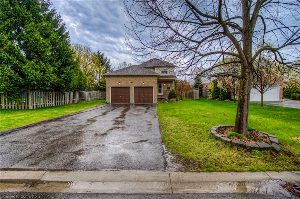 Property Photo: 20 Hunt Street ON N0B 1E0