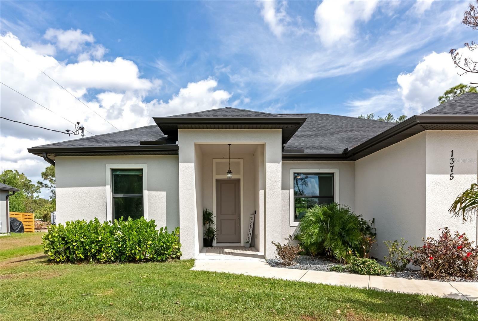 Property Photo: 1375 Norwalk Terrace FL 33953