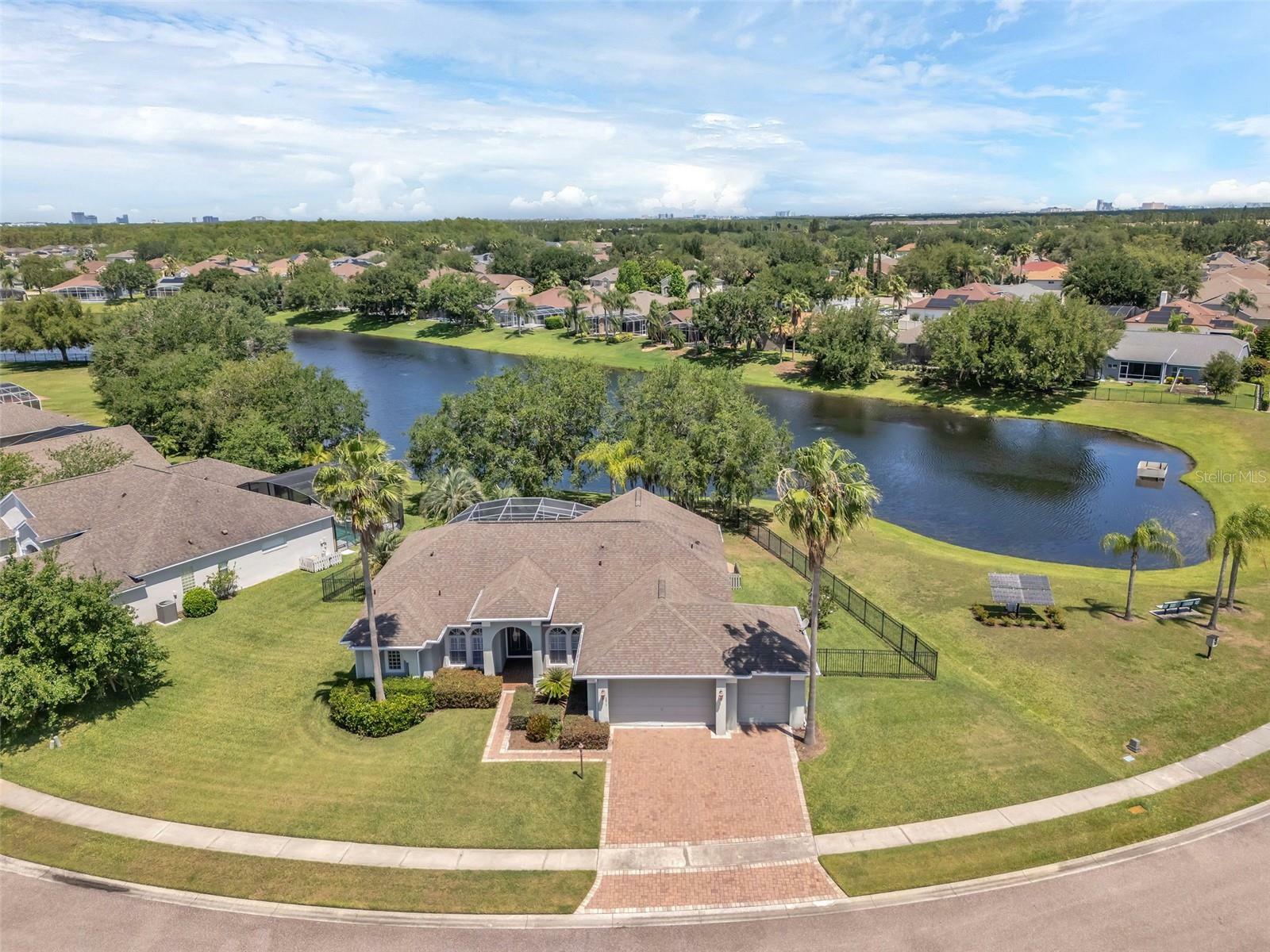 Property Photo: 4879 Brightmour Circle FL 32837