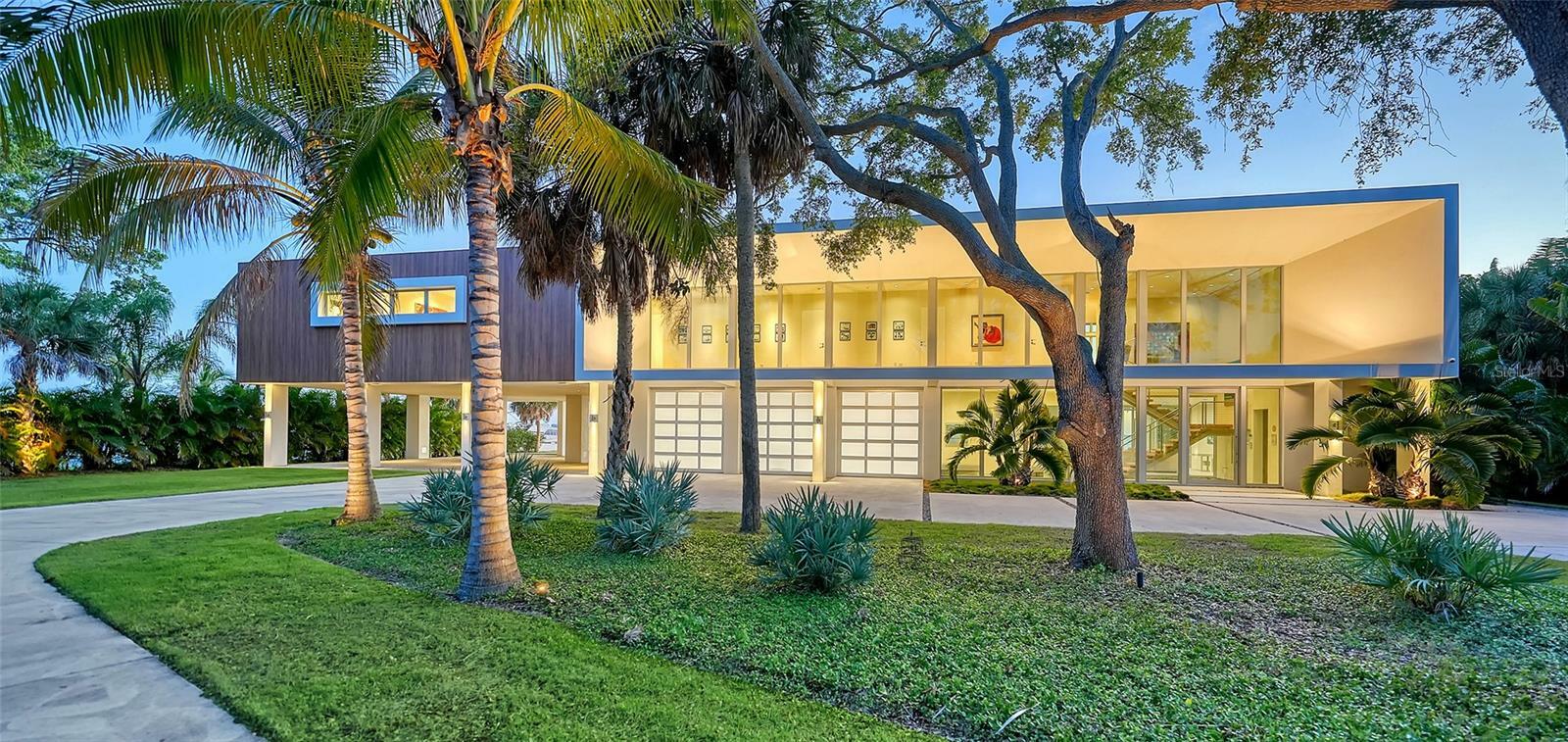 4123 Bay Shore Road  Sarasota FL 34234 photo