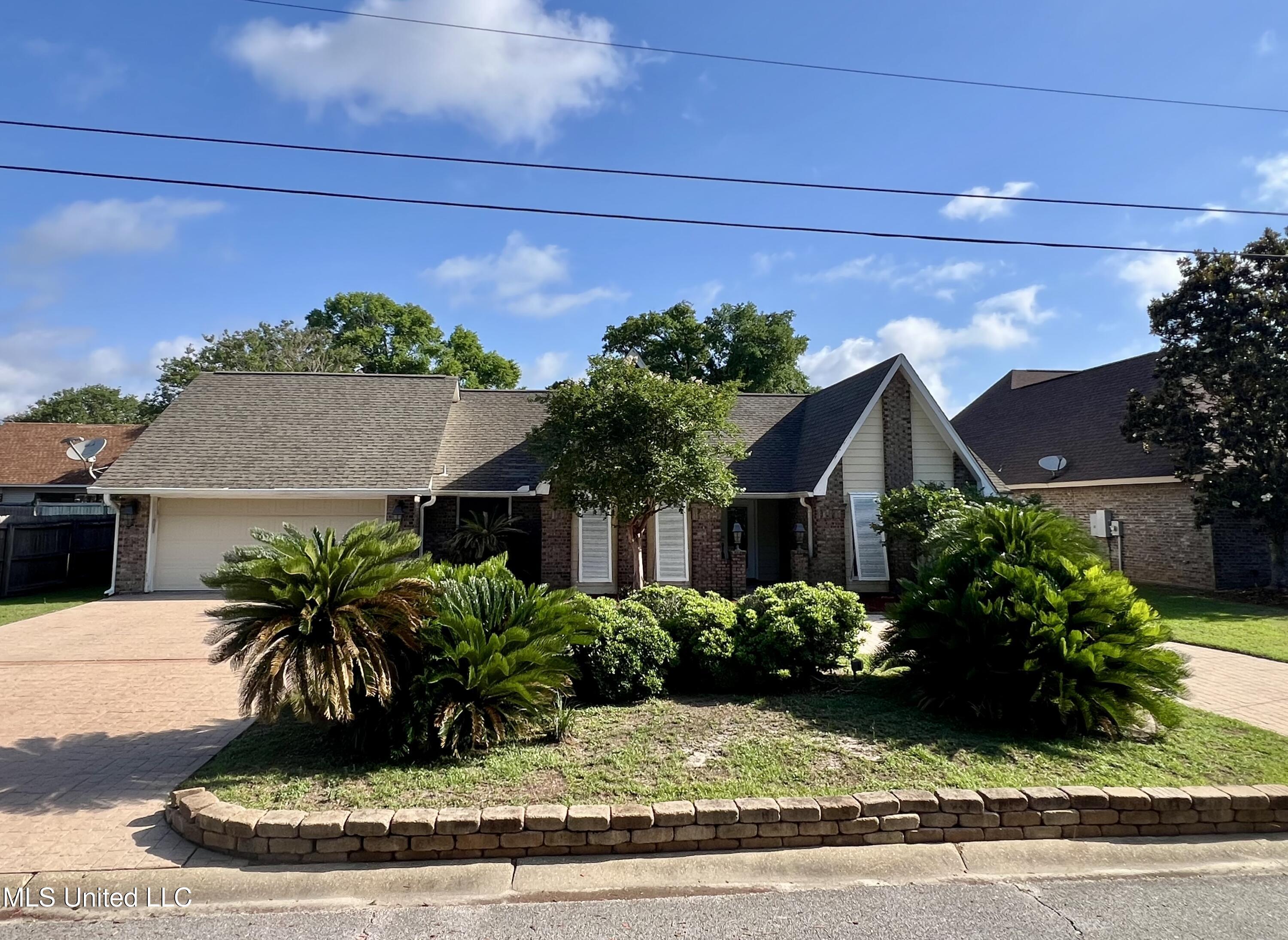 Property Photo: 2405 Burke Street MS 39507