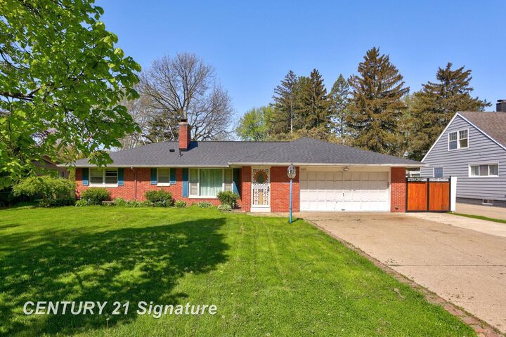 1415 Coolidge Avenue  Saginaw MI 48638 photo