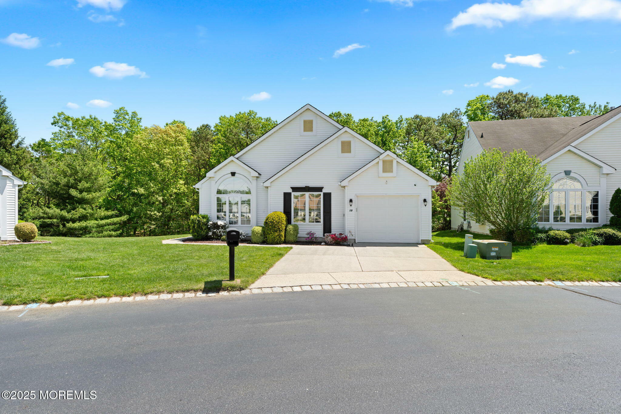 Property Photo: 19 Dexter Lane NJ 08527
