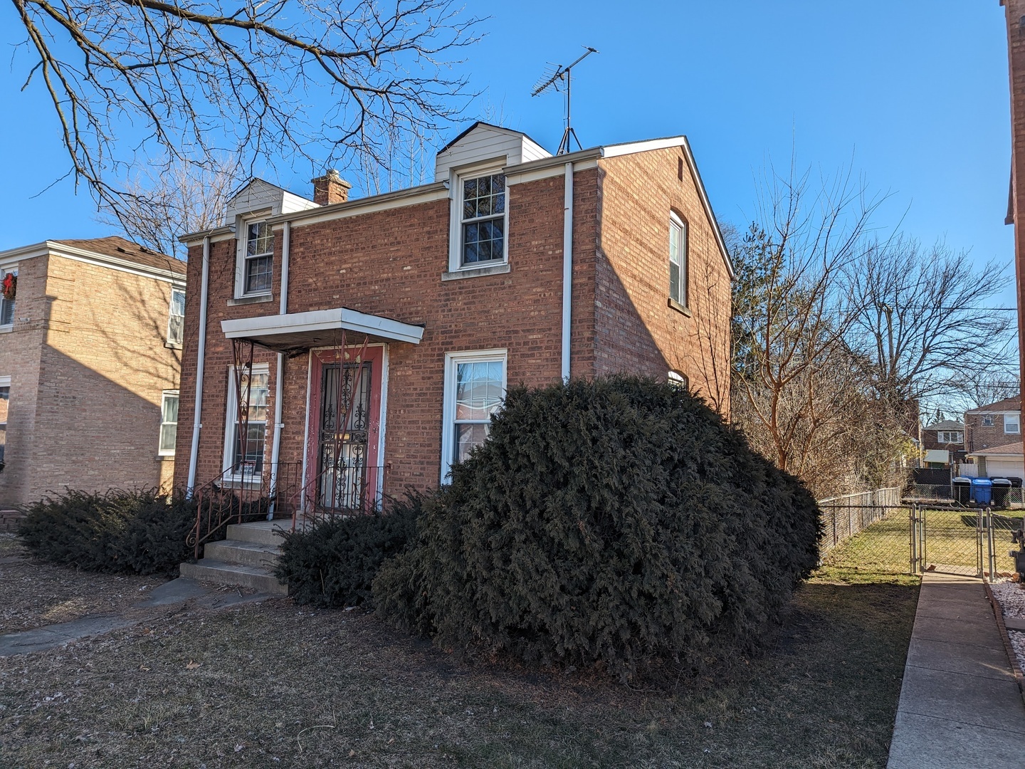 Property Photo: 7317 S Mozart Street IL 60629