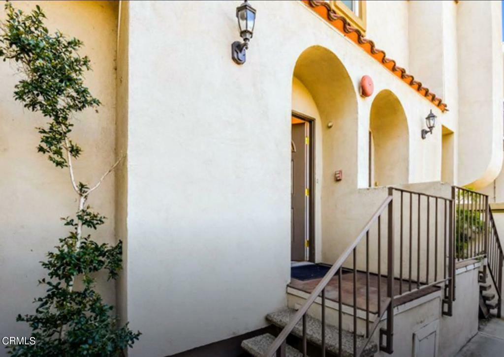 Property Photo: 802 Magnolia Avenue 4 CA 91106