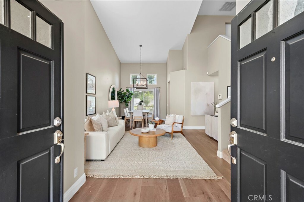 Property Photo: 16 Riverview Drive CA 92679