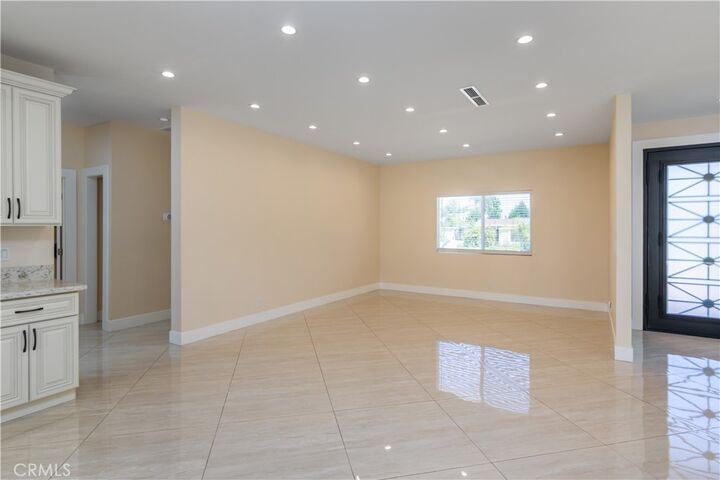 Property Photo:  9231 Vanalden Avenue  CA 91324 