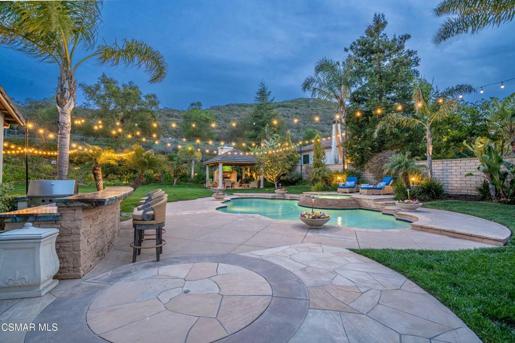 Property Photo:  5496 Via Mira Flores  CA 91320 