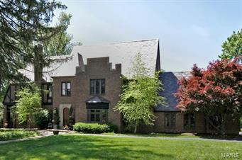 Property Photo: 17 Rio Vista Drive MO 63124