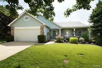 Property Photo: 16949 Kingstowne Place Drive MO 63011