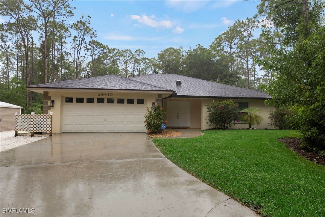 Property Photo: 24410 Mountain View Drive FL 34135