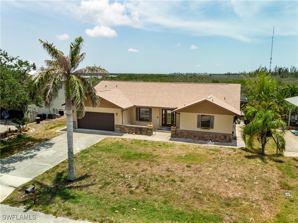 Property Photo: 5127 Genesee Parkway FL 33922