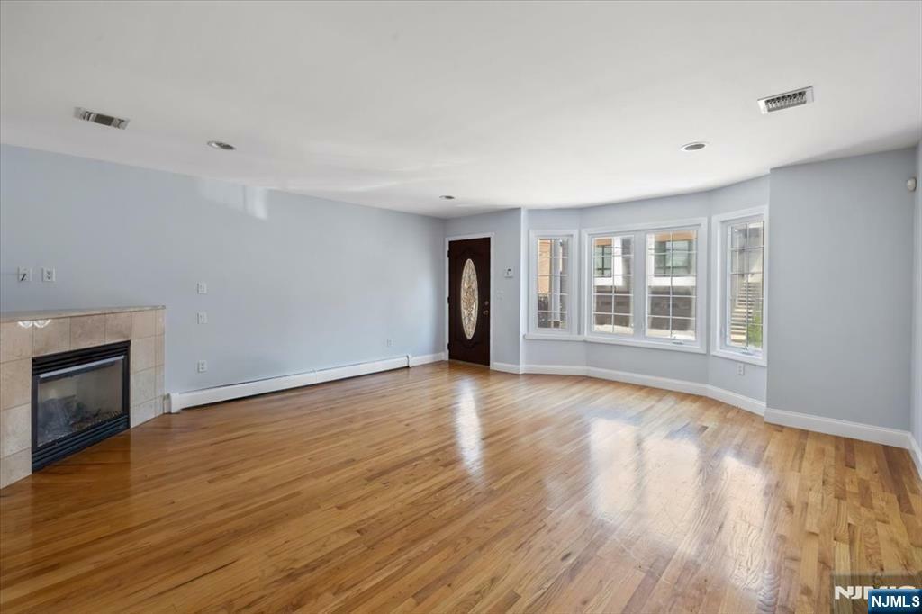 Property Photo:  137 Morningside B  NJ 07650 