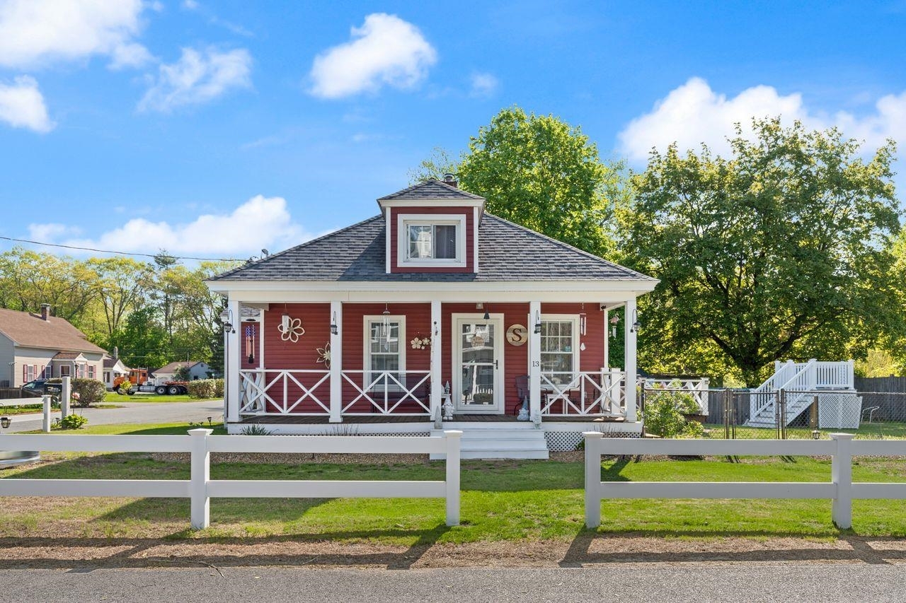 Property Photo: 13 Granite Avenue NH 03079