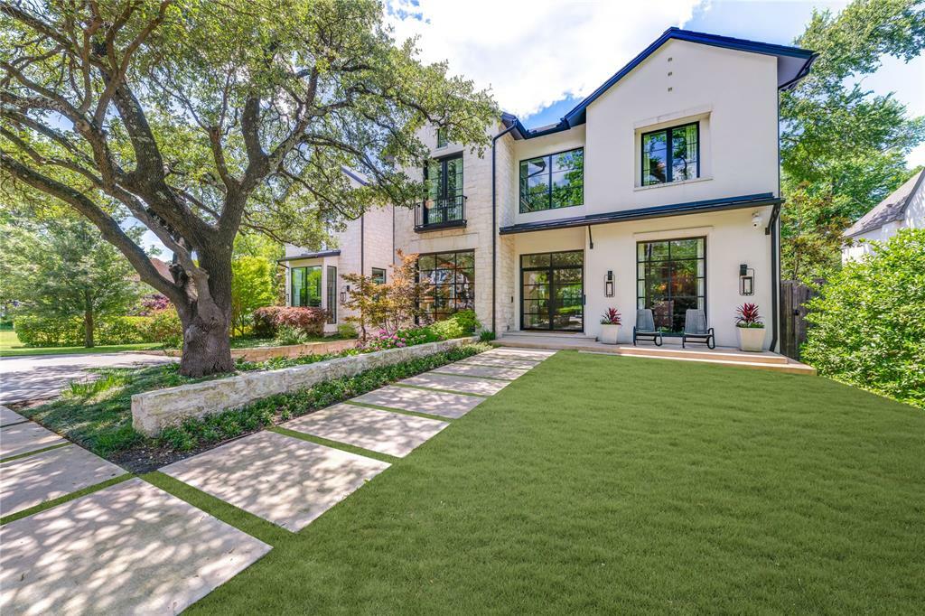 Property Photo: 6715 Golf Drive TX 75205