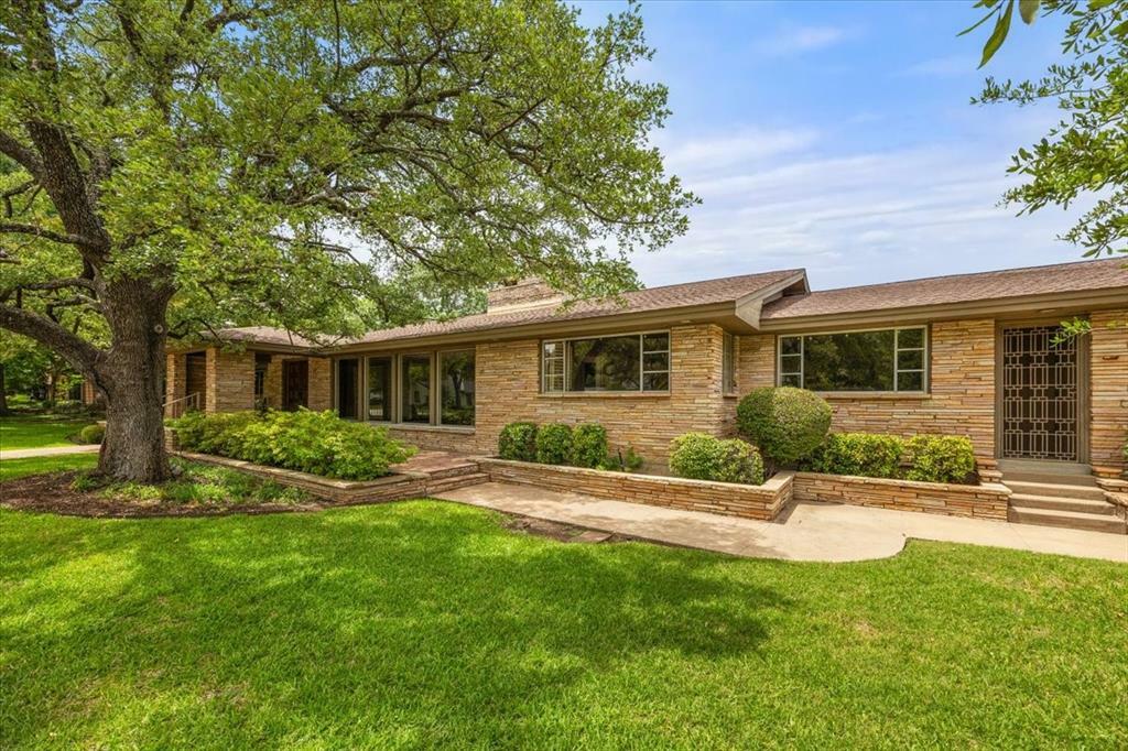 2900 Simondale Drive  Fort Worth TX 76109 photo