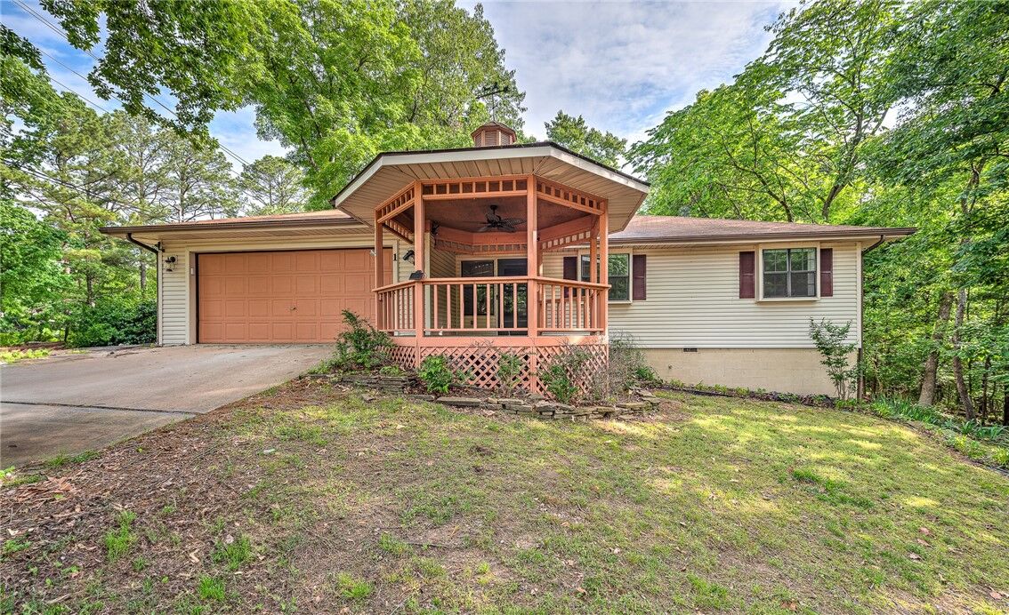 Property Photo:  1 Dee Lane  AR 72715 