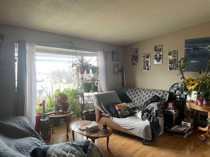 Property Photo: 11500 112 Ave. AB T0H 1L0