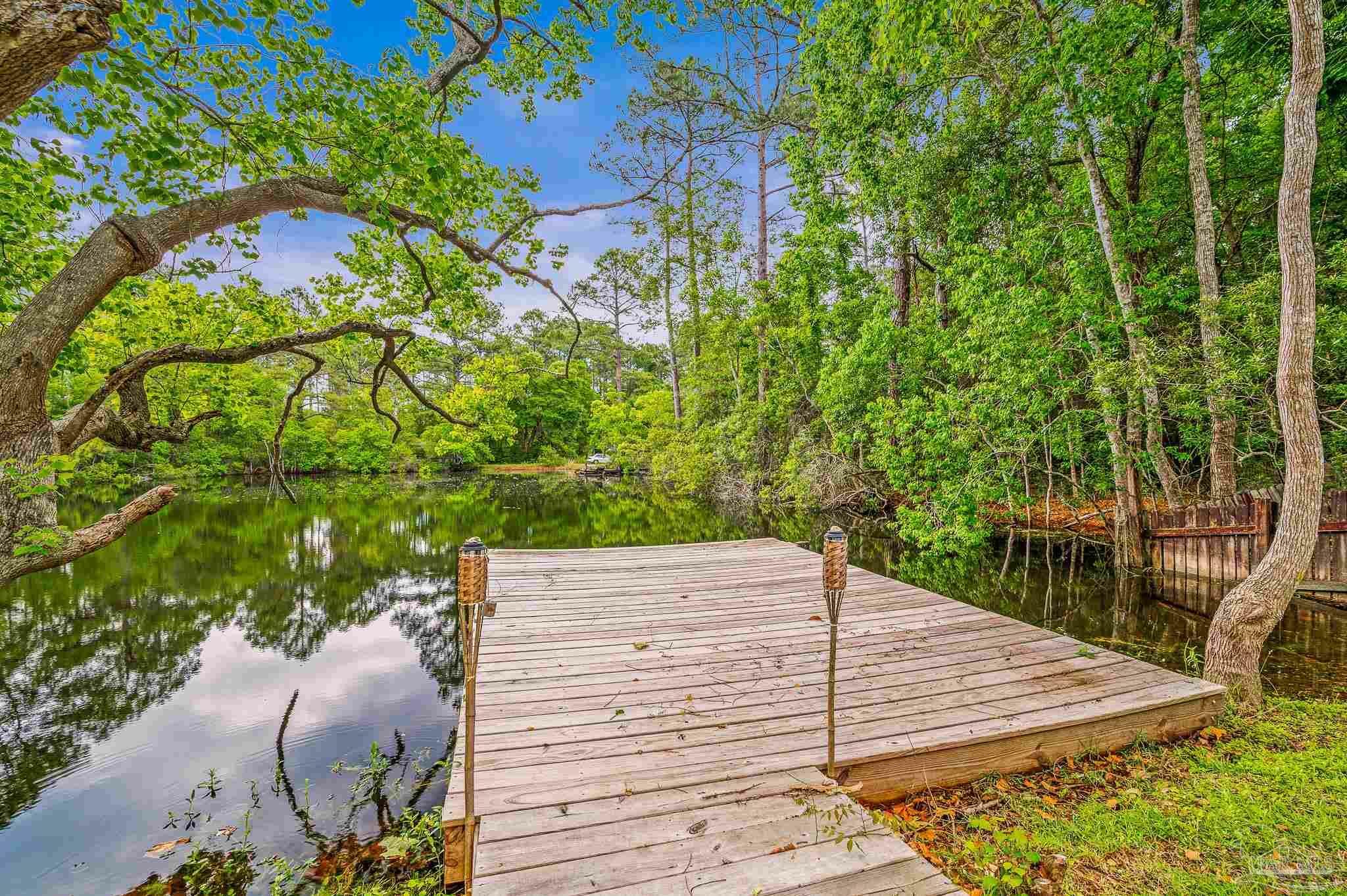 Property Photo: 8423 Kause Rd FL 32506