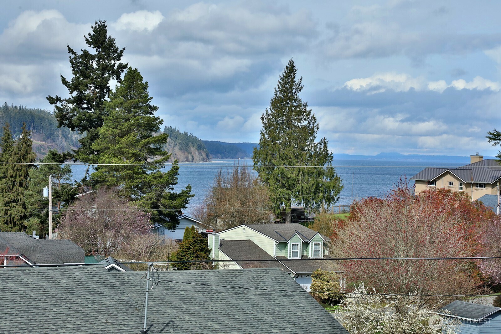 Property Photo: 1672 Dorsey Drive WA 98249