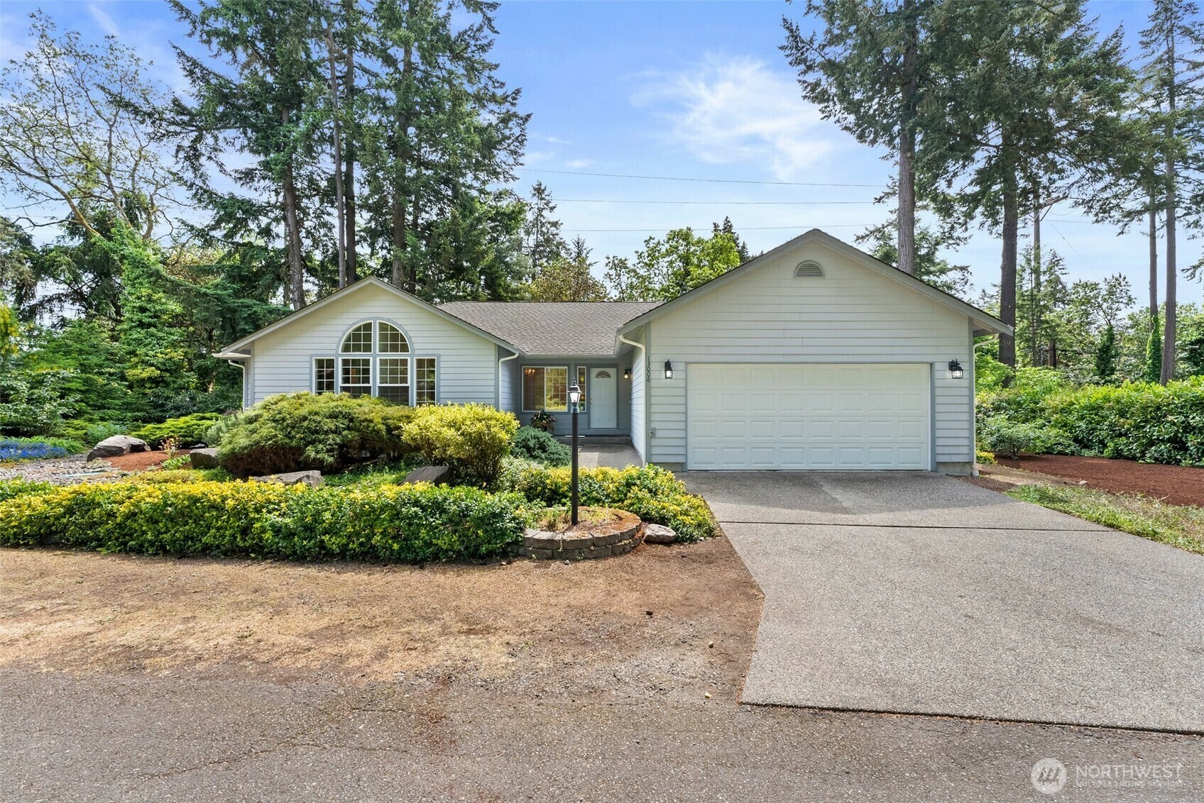 13008  65th Avenue Ct SW  Lakewood WA 98499 photo