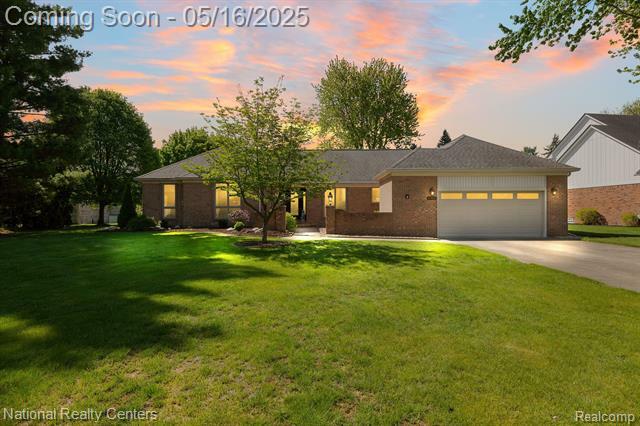 Property Photo:  13822 Towering Oaks Drive  MI 48315 