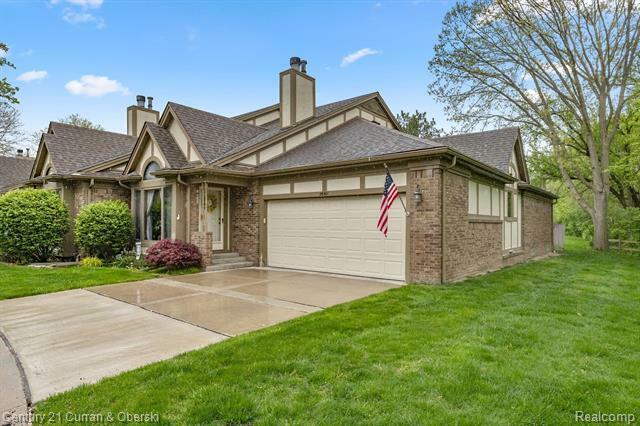 Property Photo: 26901 Ann Arbor Trail MI 48127