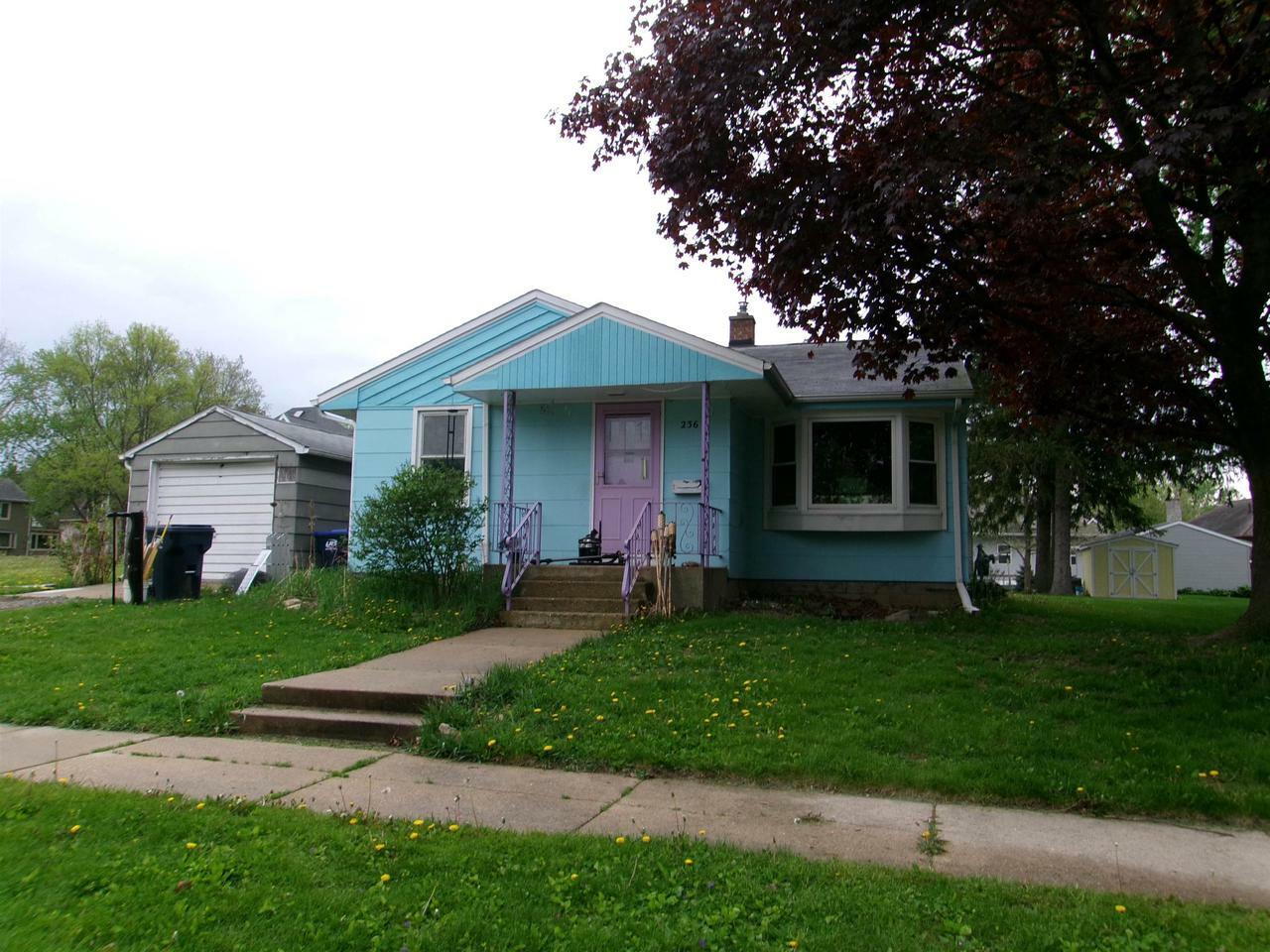 Property Photo: 236 South Hyland Street WI 53039