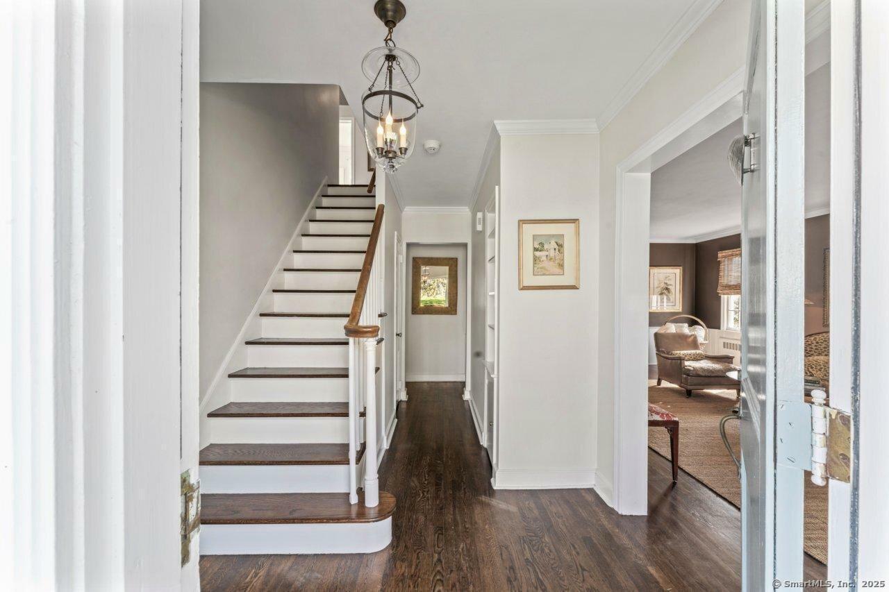 Property Photo: 14 Knollwood Drive CT 06824