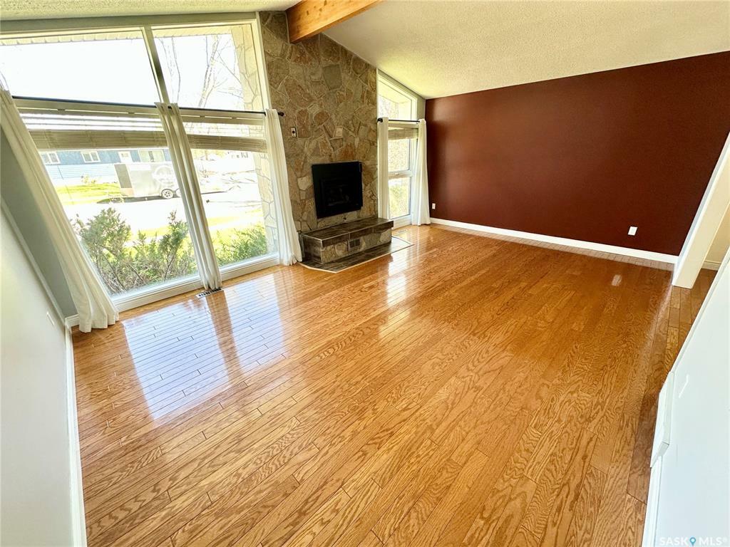 Property Photo:  416 3rd Avenue NW  SK S4H 1R1 