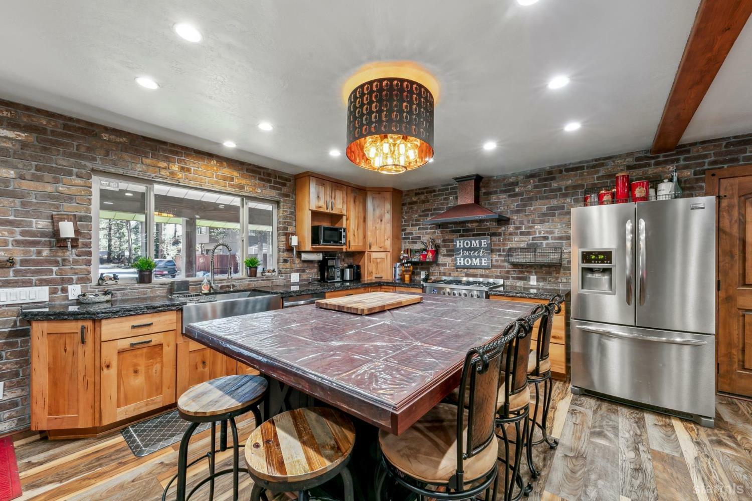 Property Photo: 941 Patricia Lane CA 96150