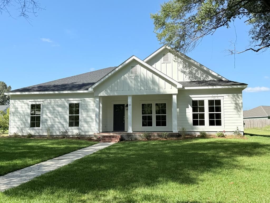 Property Photo: 80 Memory Ln AL 36027