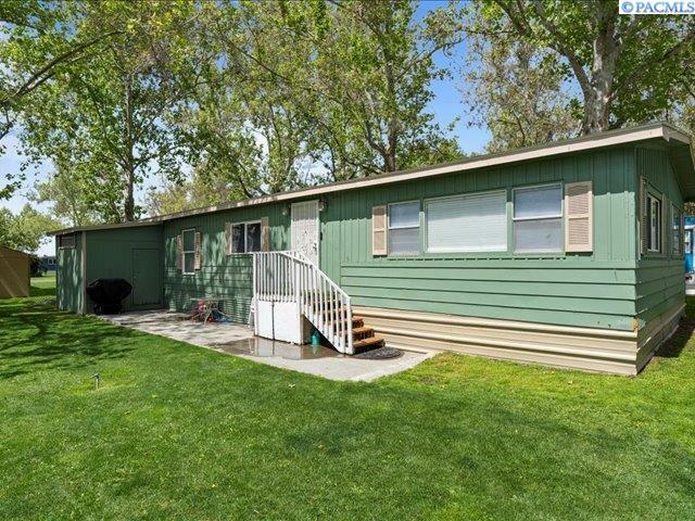 1505 S Road 40 East #409  Pasco WA 99301 photo