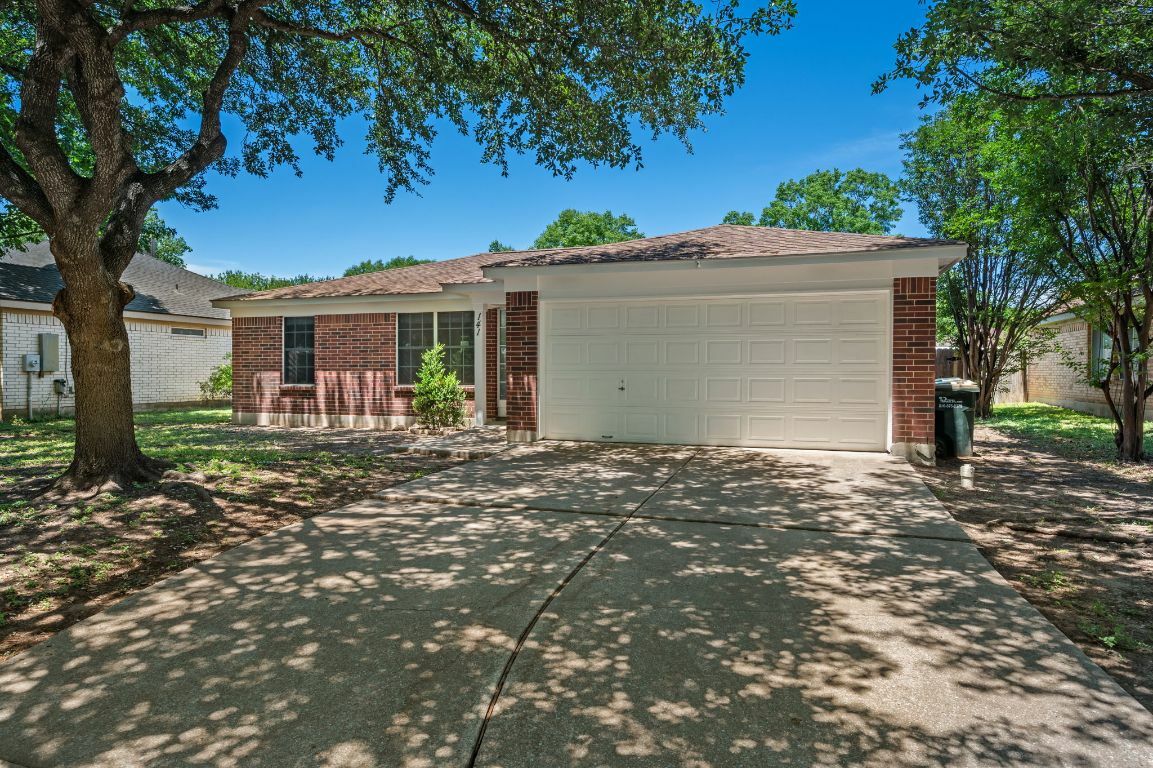Property Photo: 141 Britni Loop TX 78640