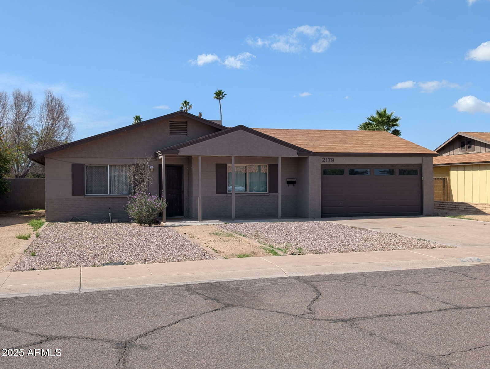 2179 E Palmcroft Drive  Tempe AZ 85282 photo