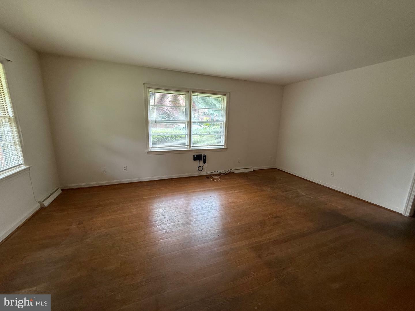 Property Photo: 117 Courtland Drive 2 VA 22401