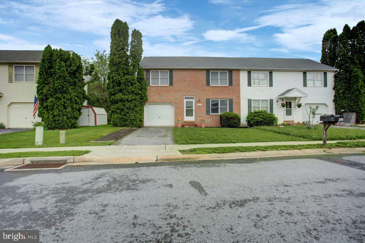 Property Photo:  2017 Clinton Avenue 21  PA 17202 