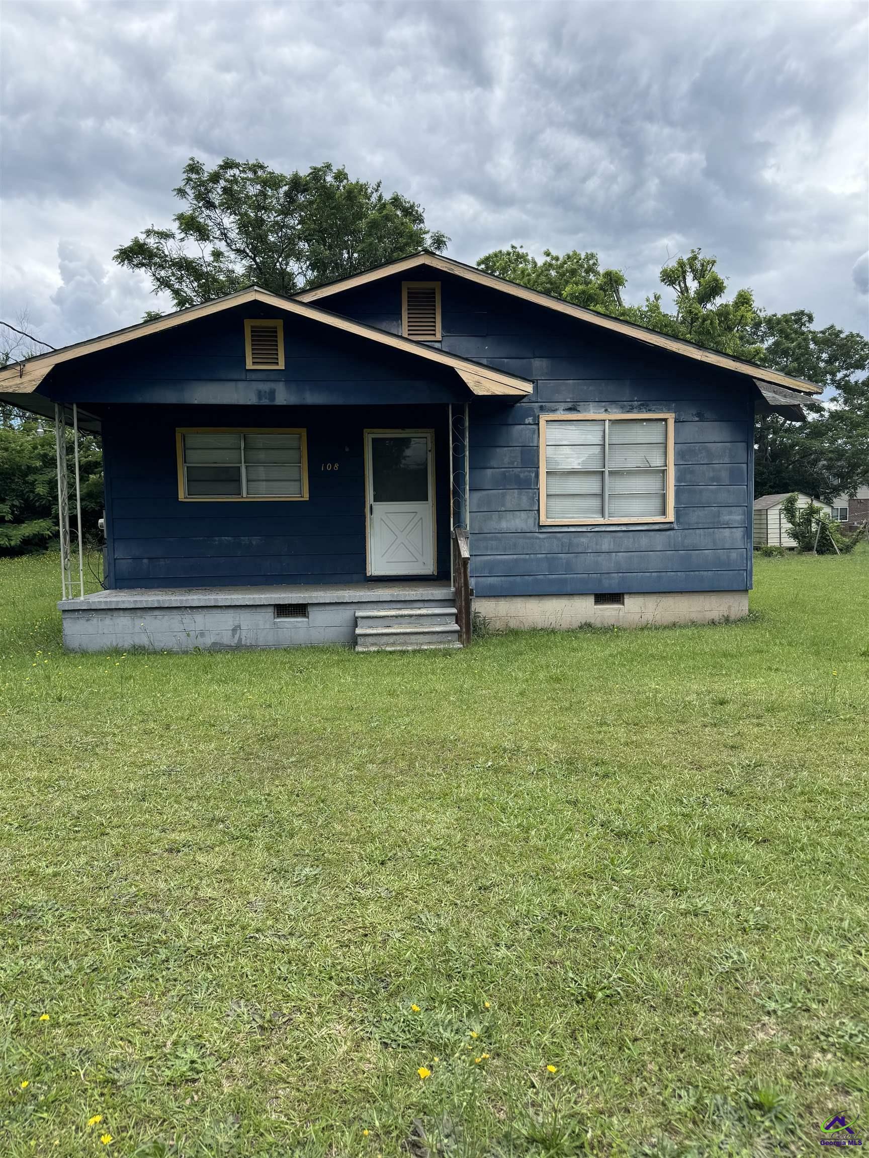 Property Photo: 108 Vienna Street GA 31030