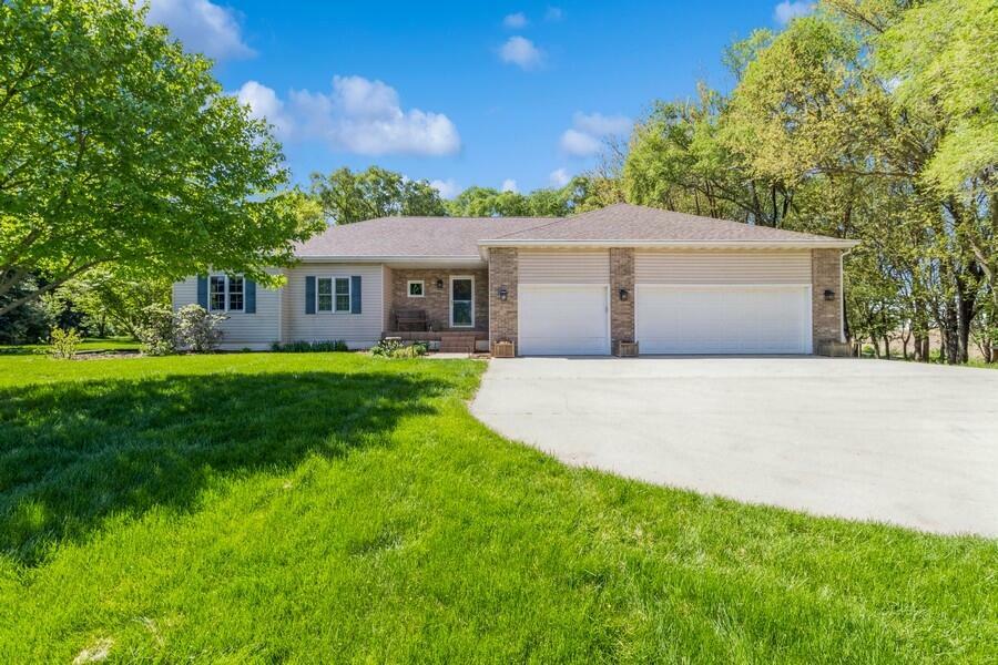 Property Photo: 2354 212th Street IA 50014