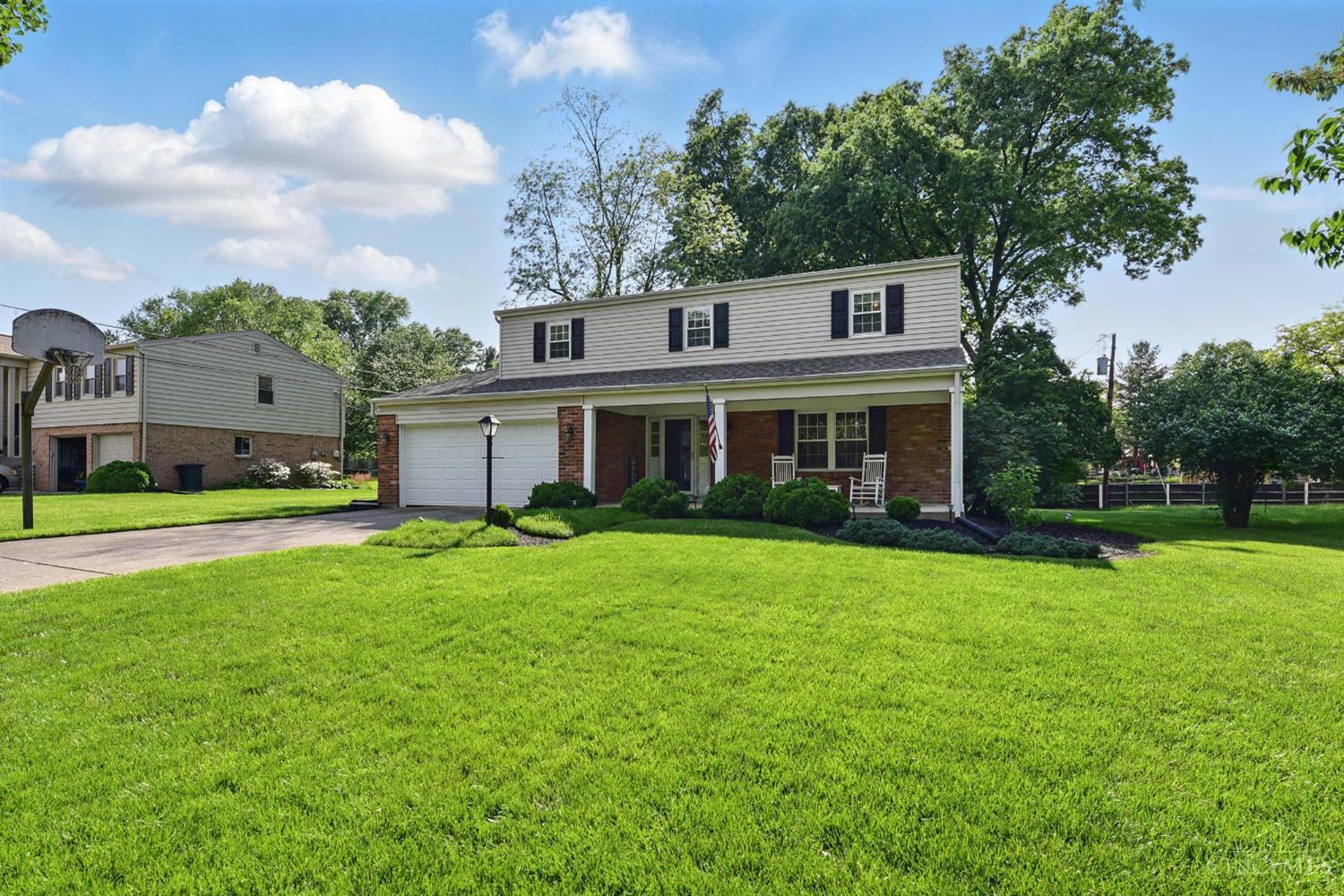 Property Photo: 8547 Holiday Hills Drive OH 45255