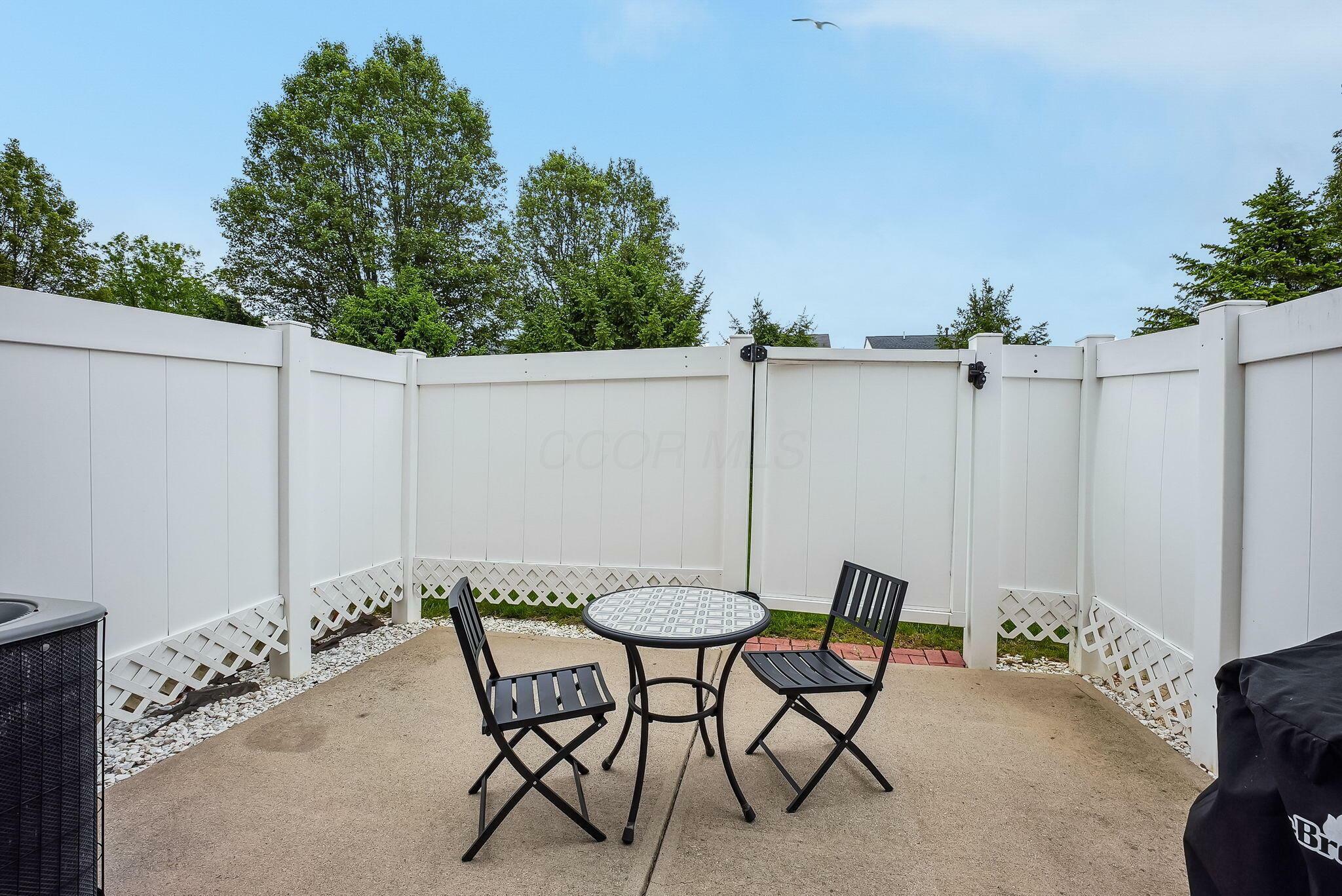 Property Photo: 5210 Novelty Avenue OH 43110
