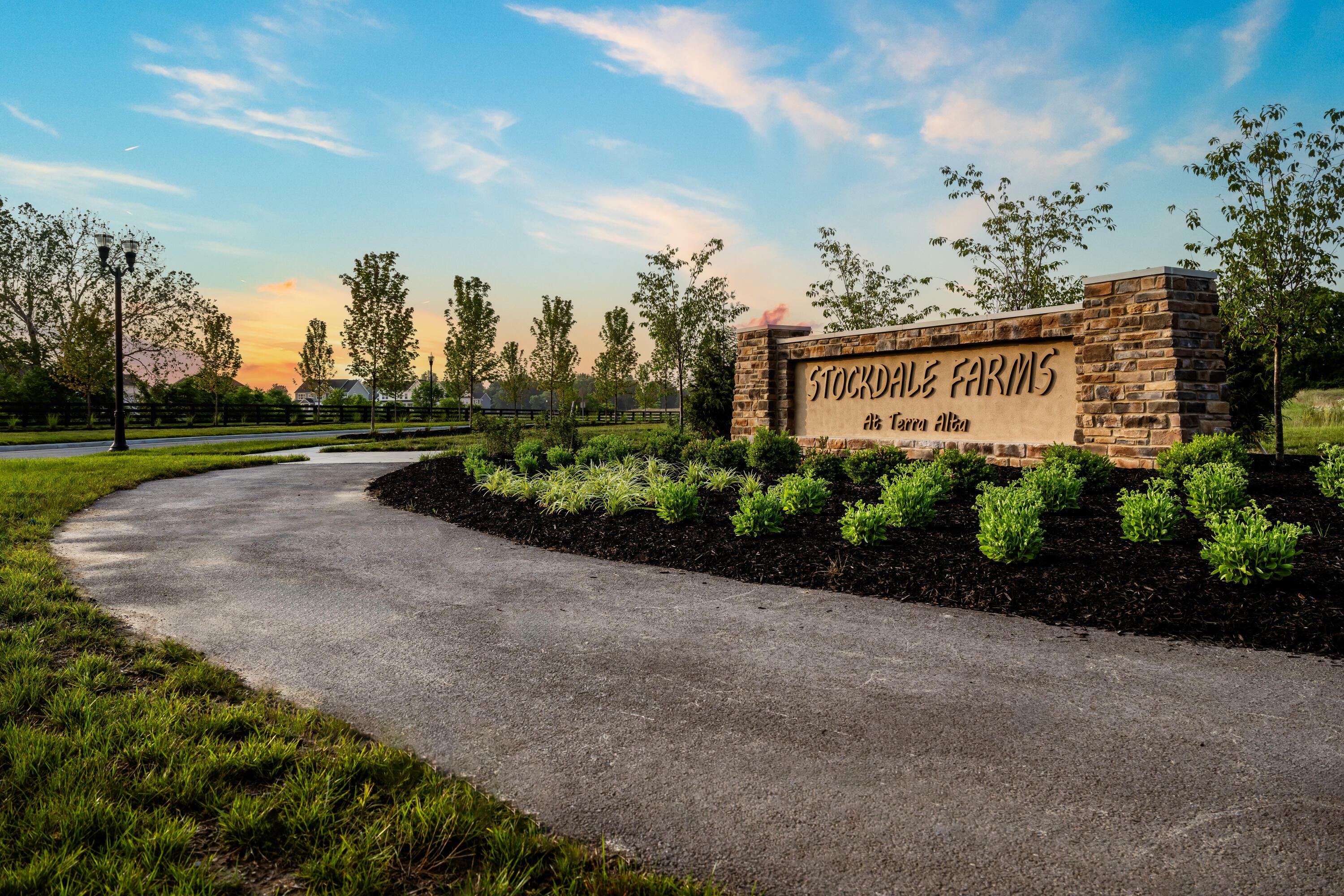 Property Photo: 38 Littondale Drive OH 43015
