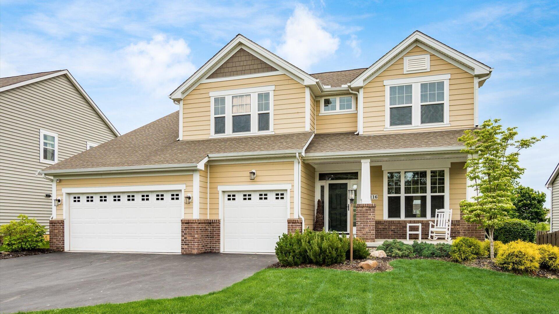 Property Photo:  116 Coffeetree Court  OH 43147 