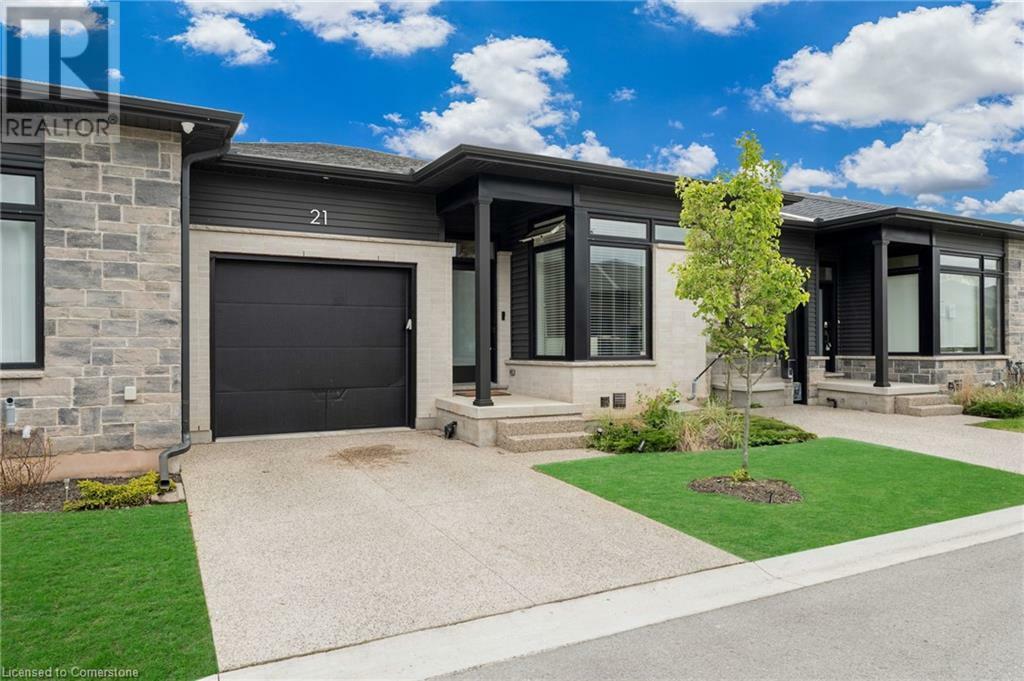 Property Photo: 8974 Willoughby Drive #21 ON L2G 0Y7