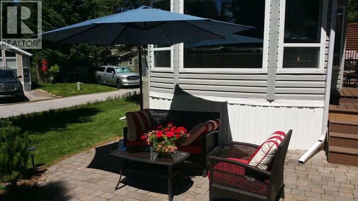 Property Photo: 4889 Lynx Crescent BC V0A 1M0