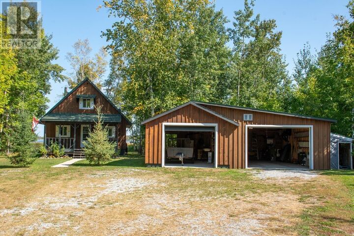 Property Photo:  19 Stintzi Drive East  ON P0W 1J0